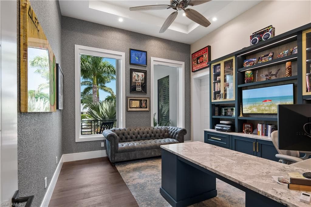 882 Cassena Rd, Naples, FL 34108-18