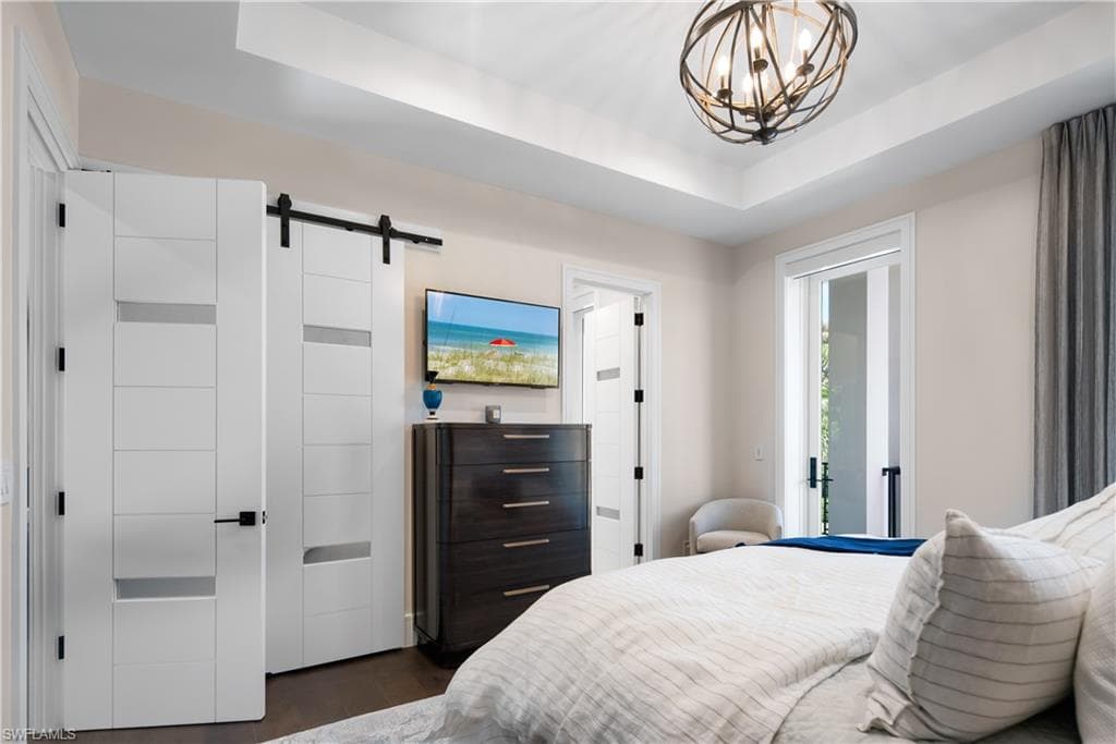 882 Cassena Rd, Naples, FL 34108-35