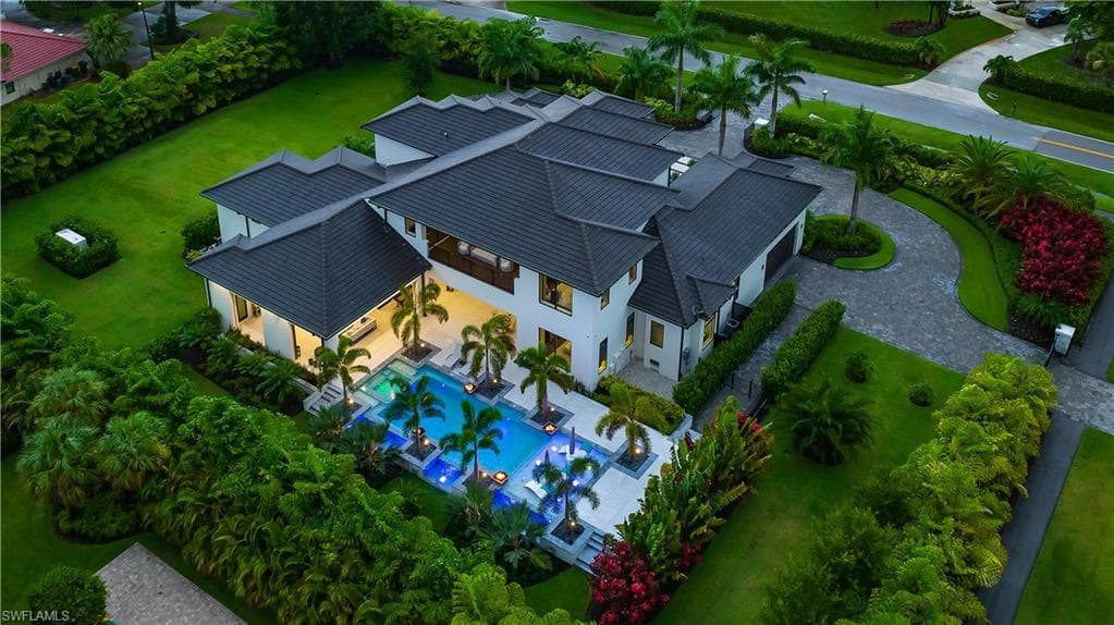 882 Cassena Rd, Naples, FL 34108-47