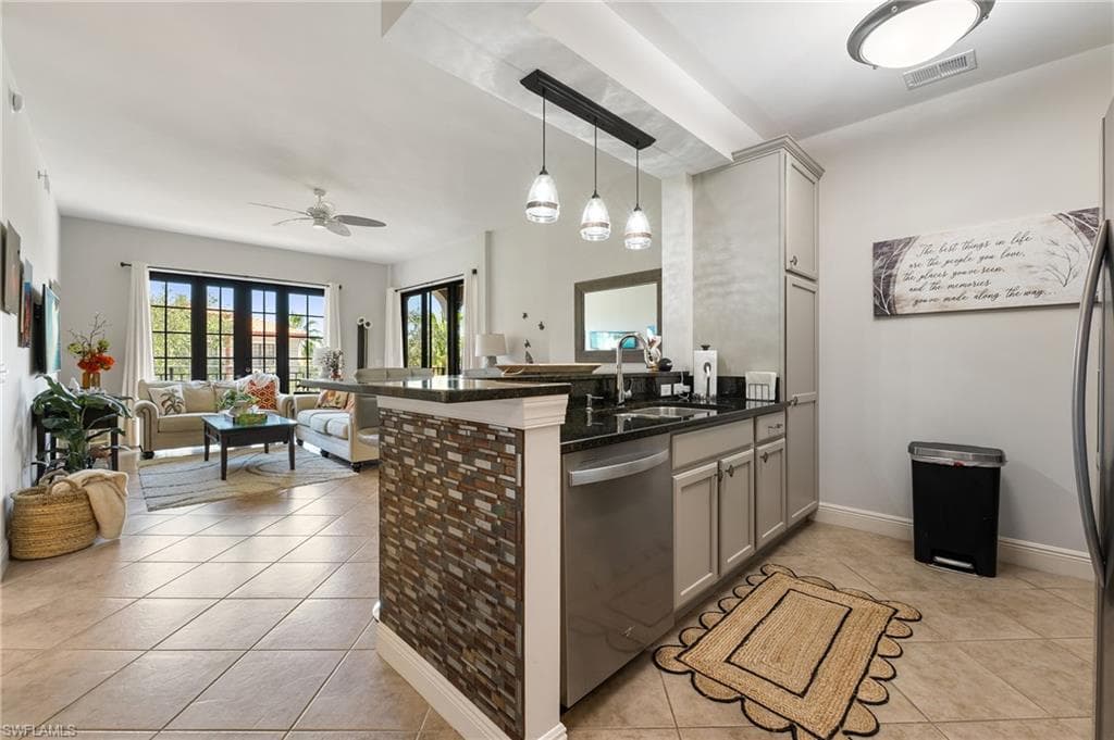 8001 Via Monte Carlo Way 1204, Estero, FL 33928-4