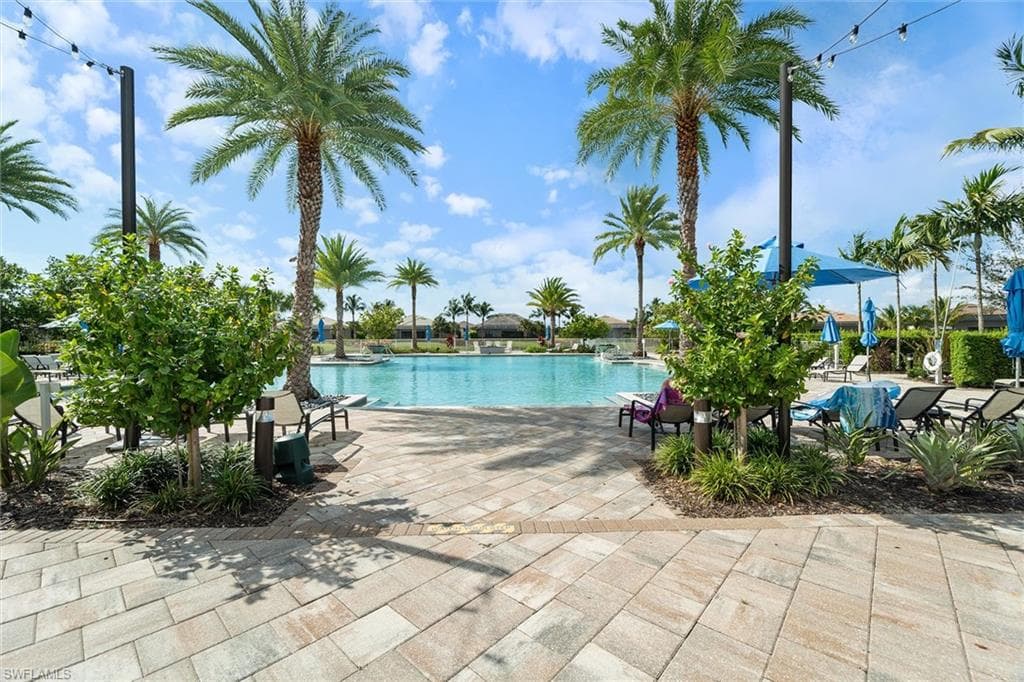 9436 Whooping Crane Way, Naples, FL 34120-34