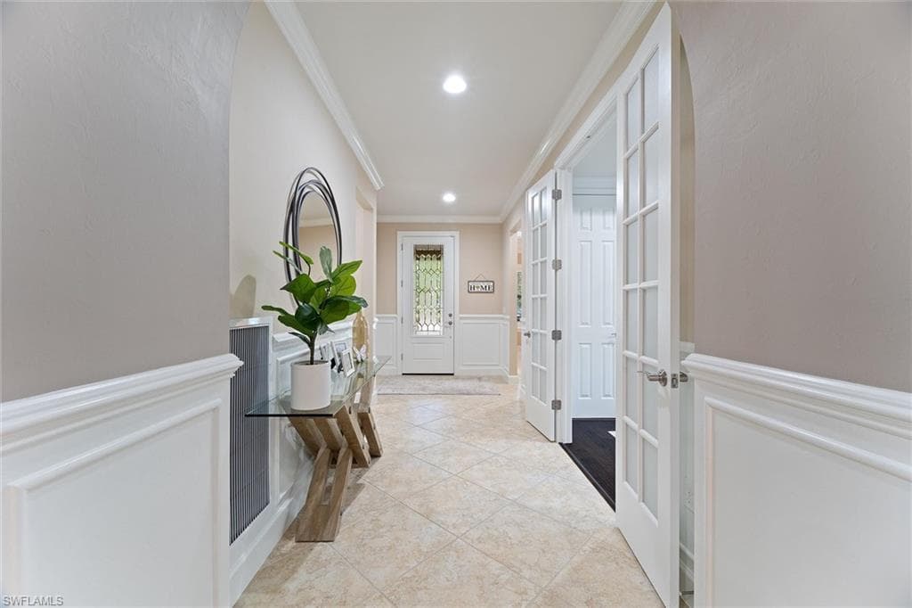 9436 Whooping Crane Way, Naples, FL 34120-2