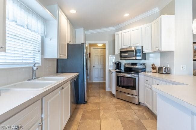 7819 Ionio Ct, Naples, FL 34114-23