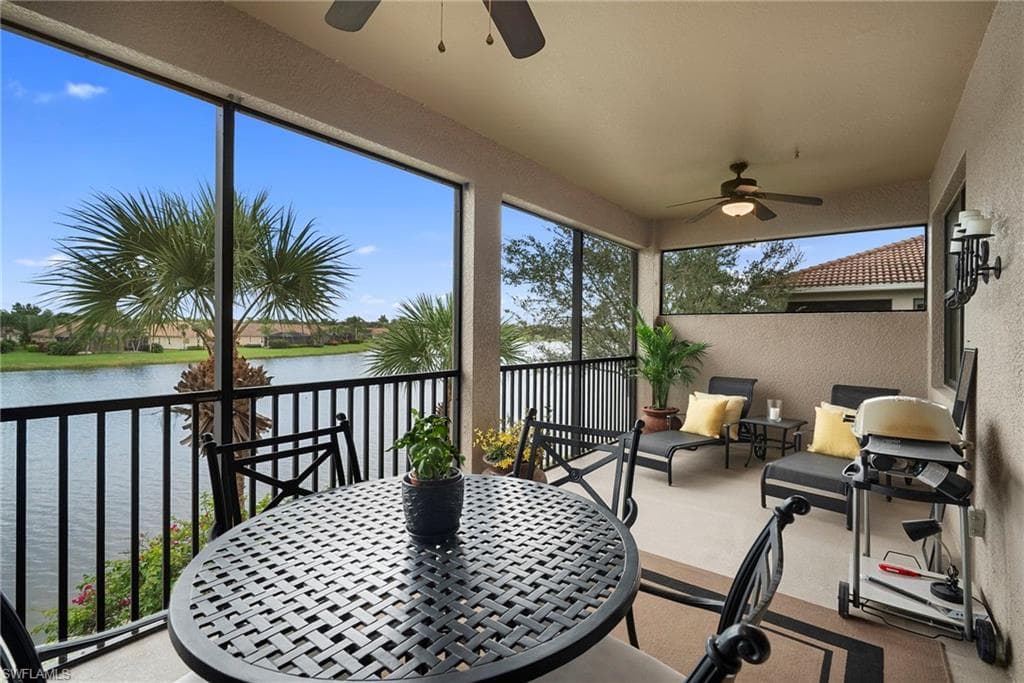 10514 Smokehouse Bay Dr 202, Naples, FL 34120-5