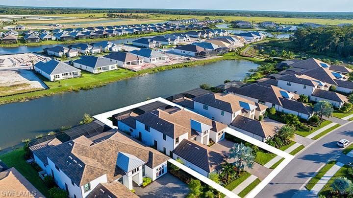 15576 Montello Ln, Naples, FL 34114-30