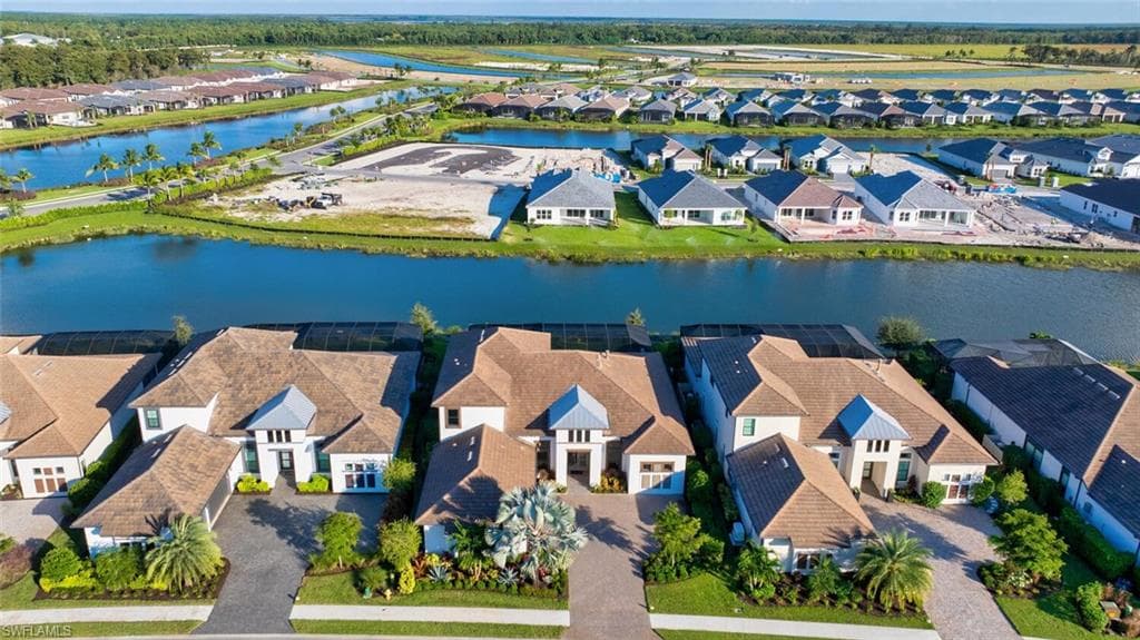 15576 Montello Ln, Naples, FL 34114-34