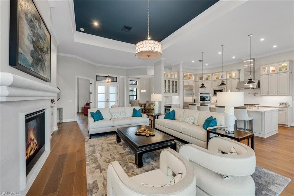 15576 Montello Ln, Naples, FL 34114-4