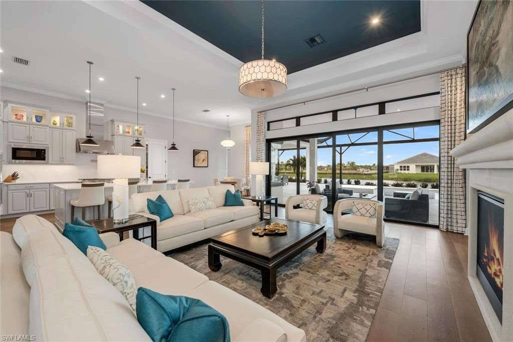 15576 Montello Ln, Naples, FL 34114-5