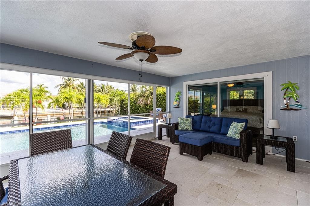 816 Manor Ter, Marco Island, FL 34145-14