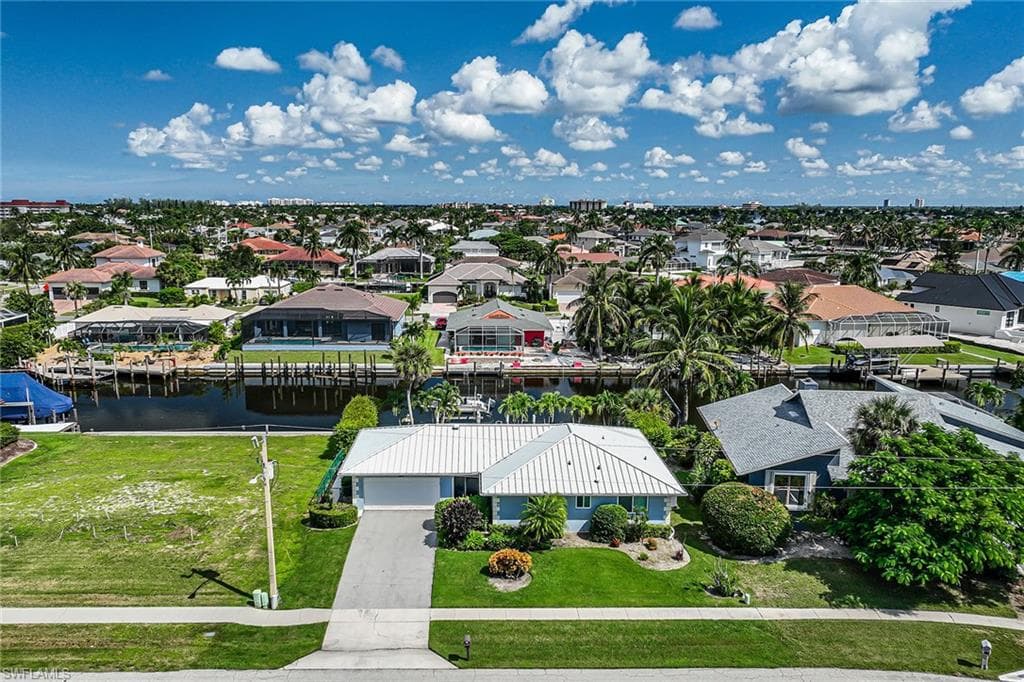 816 Manor Ter, Marco Island, FL 34145-25