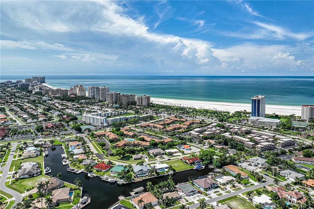 816 Manor Ter, Marco Island, FL 34145-30