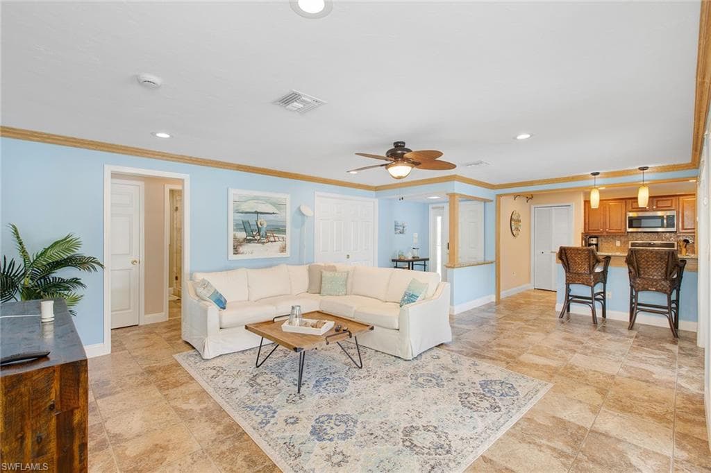 816 Manor Ter, Marco Island, FL 34145-3