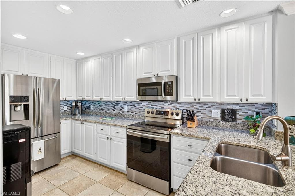 28467 Villagewalk Blvd, Bonita Springs, FL 34135-7