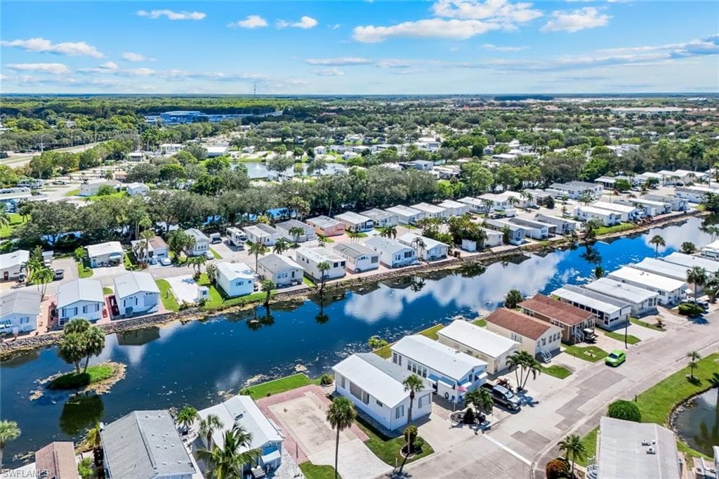 325 Imperial Wilder Blvd, Naples, FL 34114-4