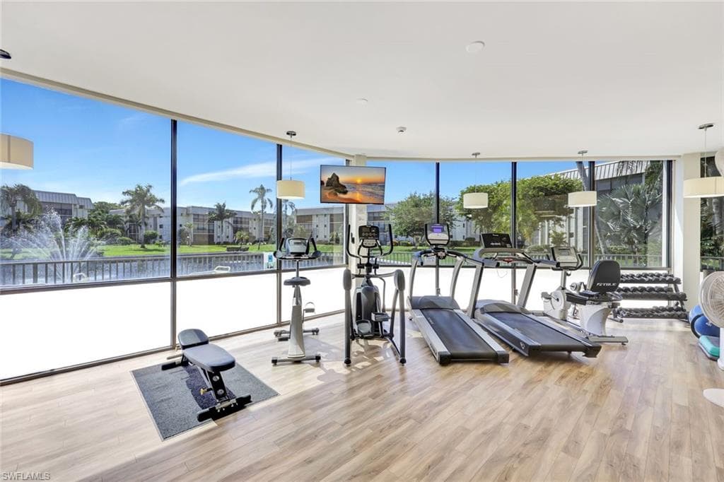 788 Park Shore Dr E39, Naples, FL 34103-11