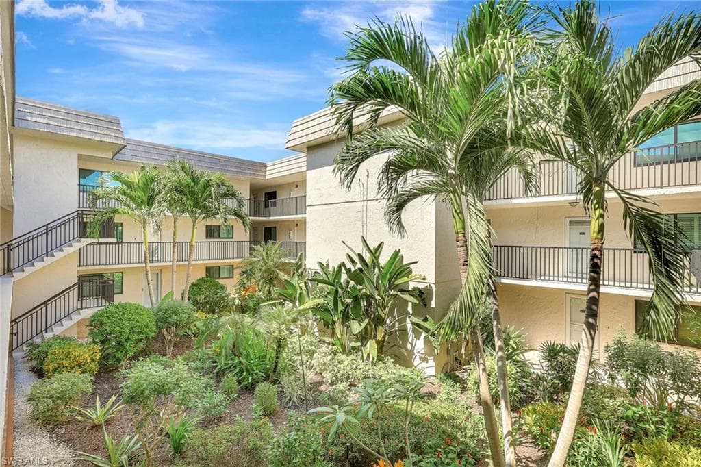 788 Park Shore Dr E39, Naples, FL 34103-16