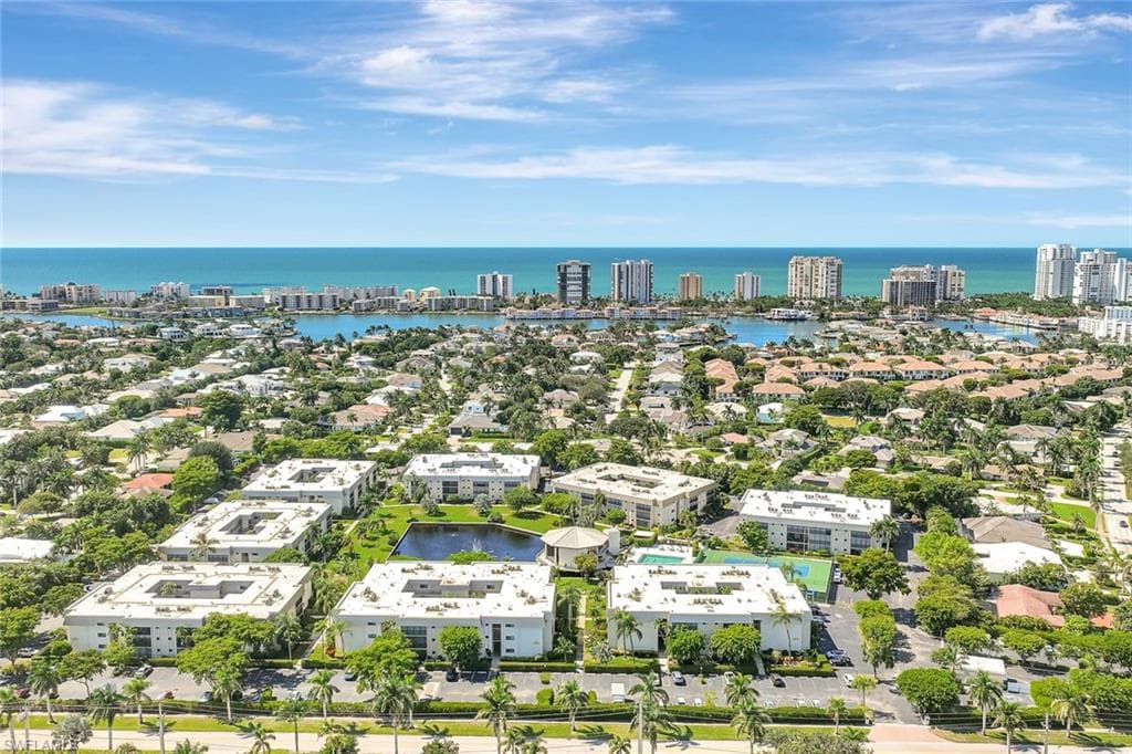 788 Park Shore Dr E39, Naples, FL 34103-1