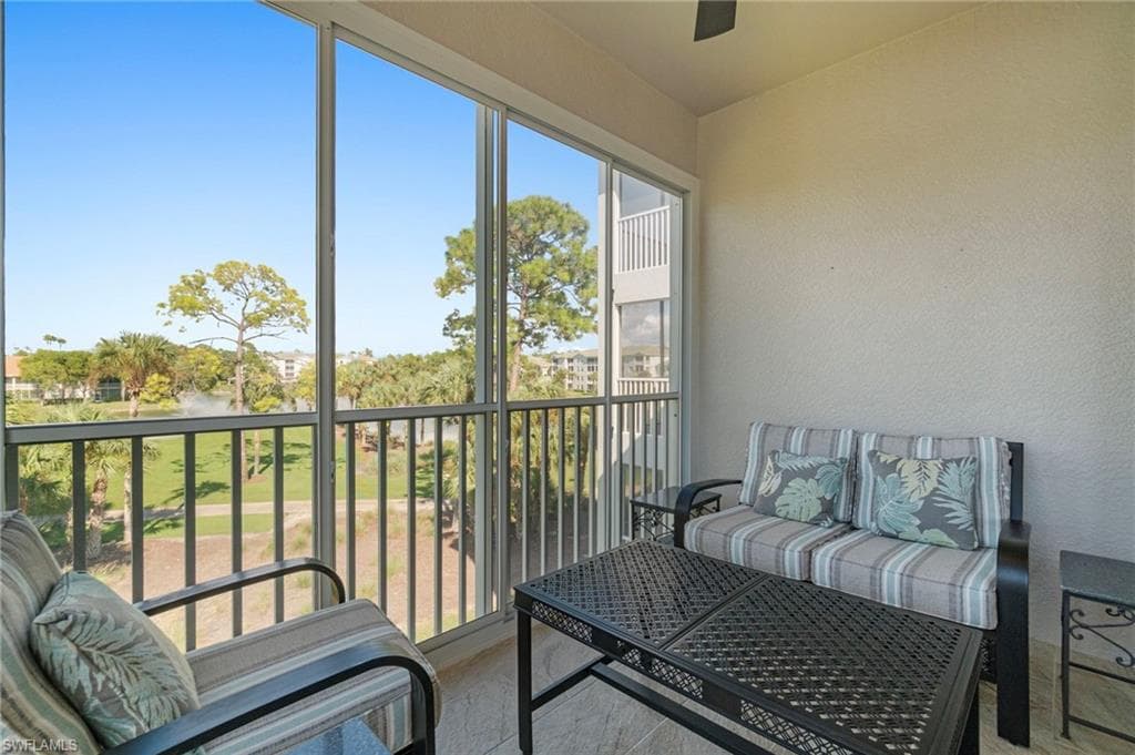 3970 Loblolly Bay Dr 301, Naples, FL 34114-21