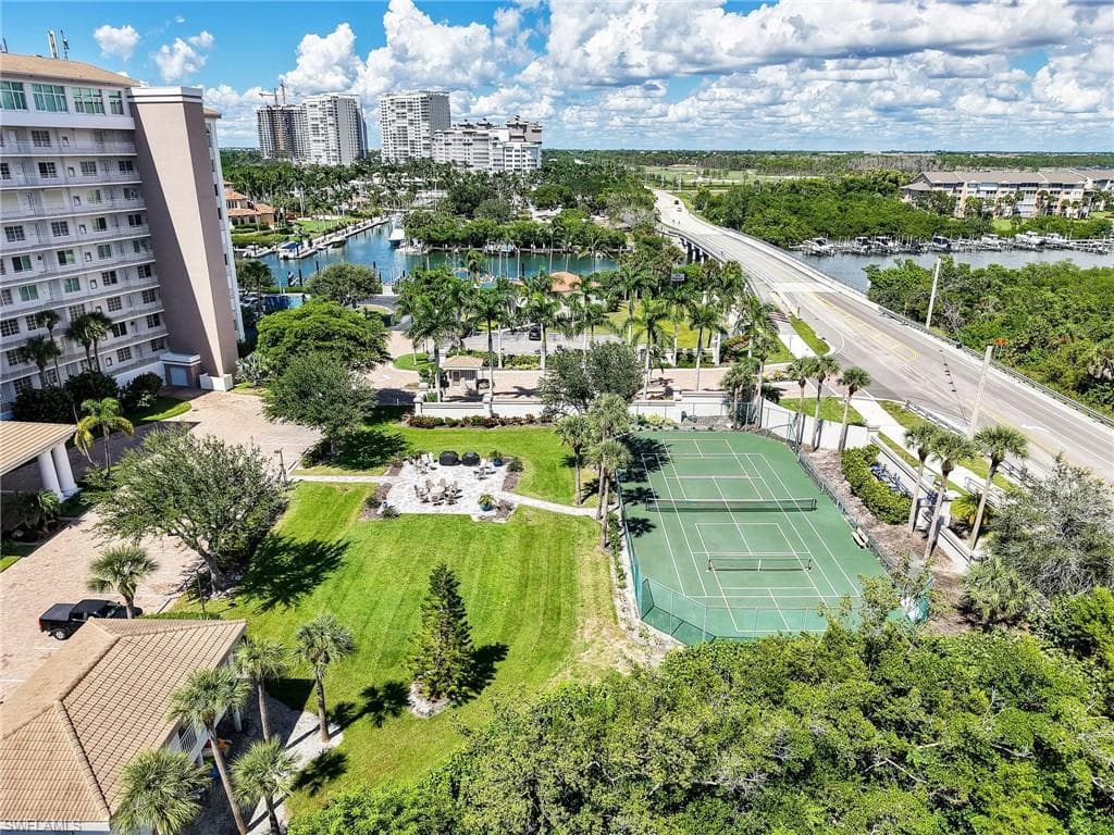 13105 Vanderbilt Dr 606, Naples, FL 34110-33