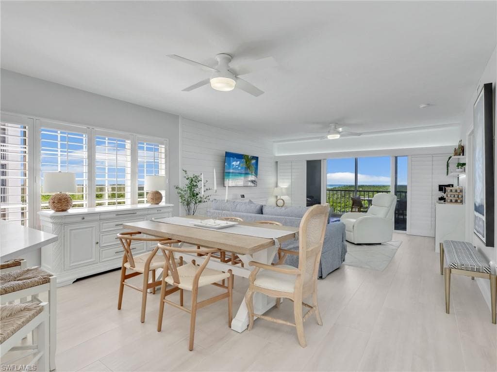 13105 Vanderbilt Dr 606, Naples, FL 34110-7