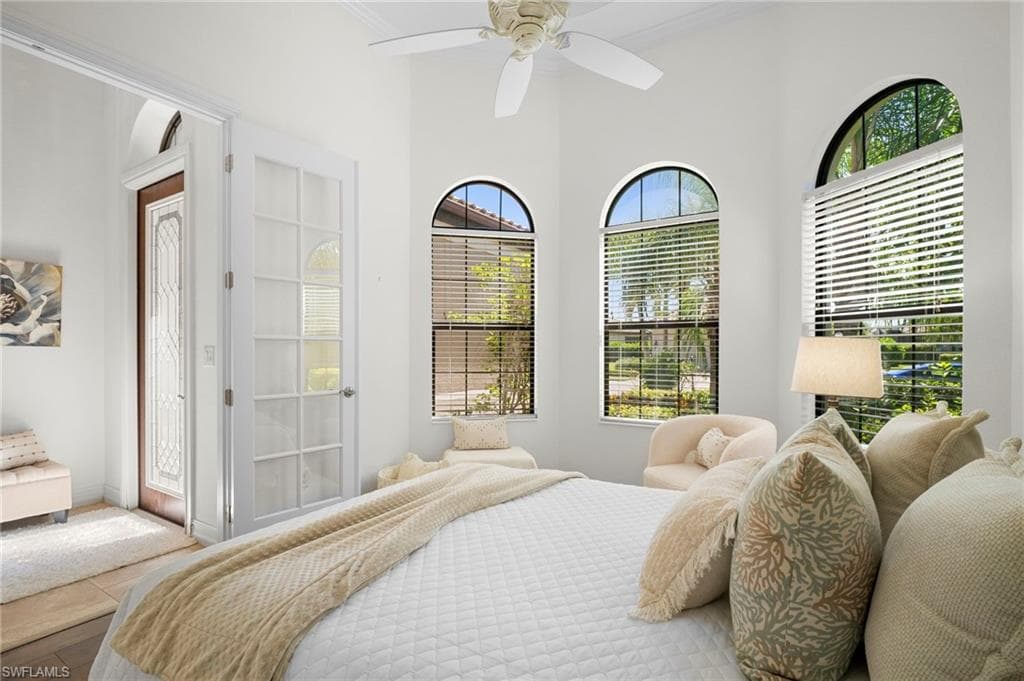 6541 Roma Way, Naples, FL 34113-23