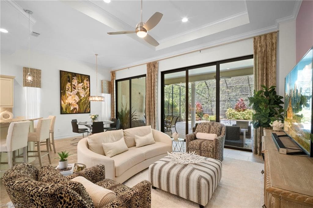 6541 Roma Way, Naples, FL 34113-5