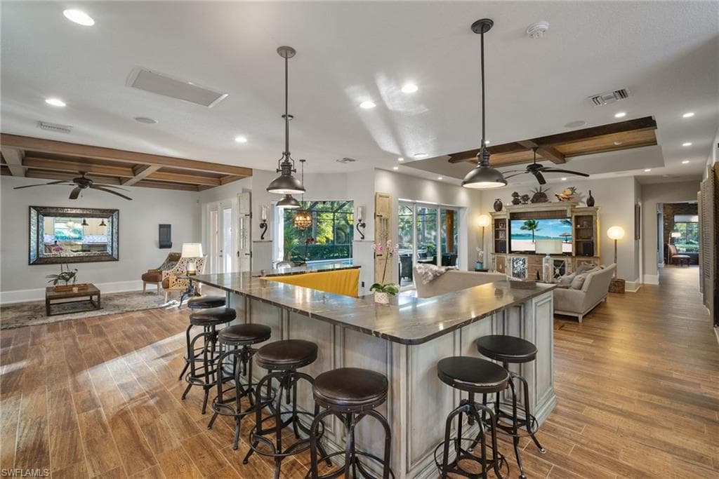 1805 Heritage Trl, Naples, FL 34112-12