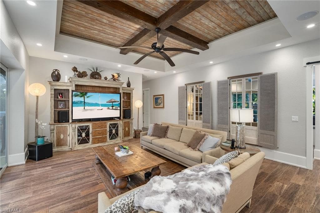 1805 Heritage Trl, Naples, FL 34112-13