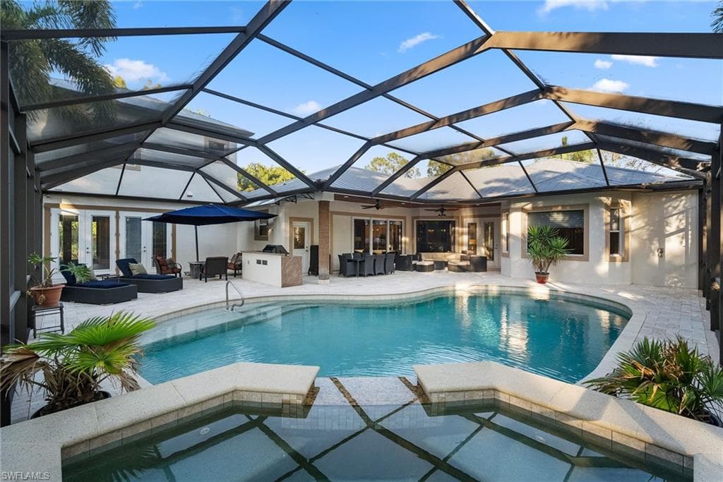 1805 Heritage Trl, Naples, FL 34112-21