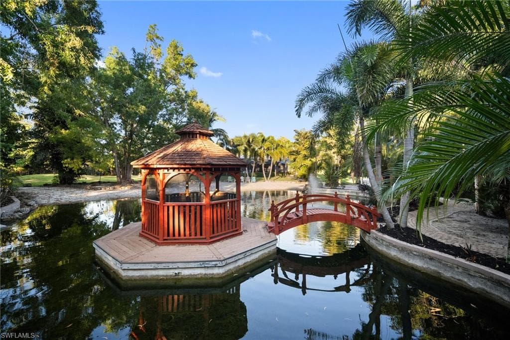 1805 Heritage Trl, Naples, FL 34112-45