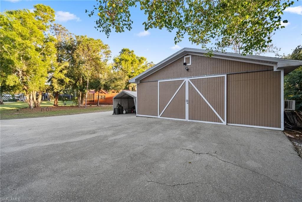 1805 Heritage Trl, Naples, FL 34112-47