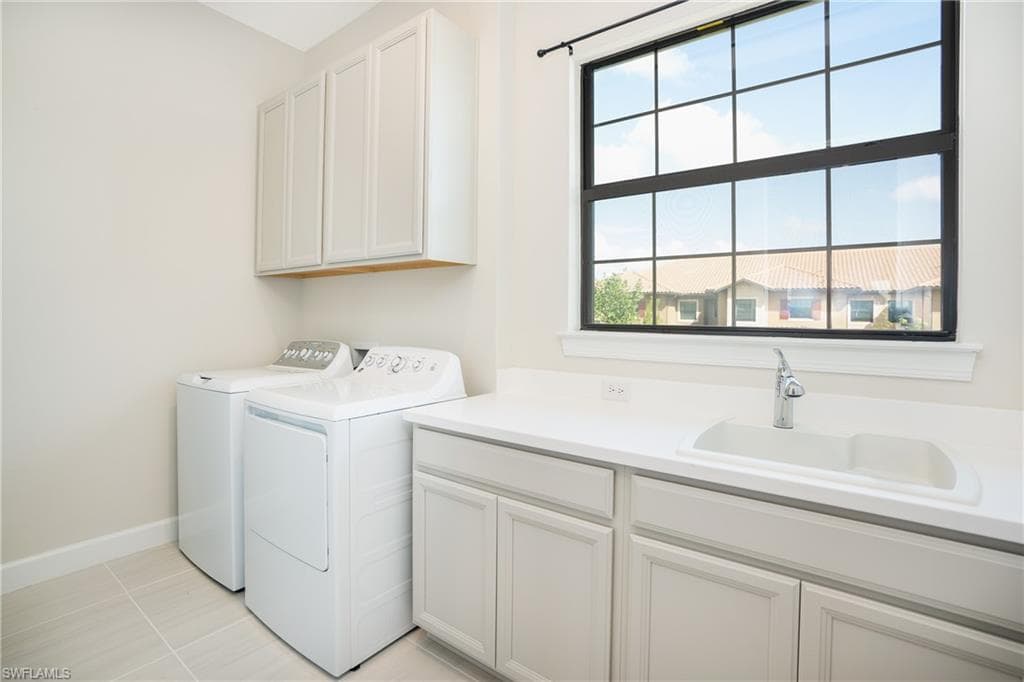 15257 Zeno Way 201, Naples, FL 34114-24