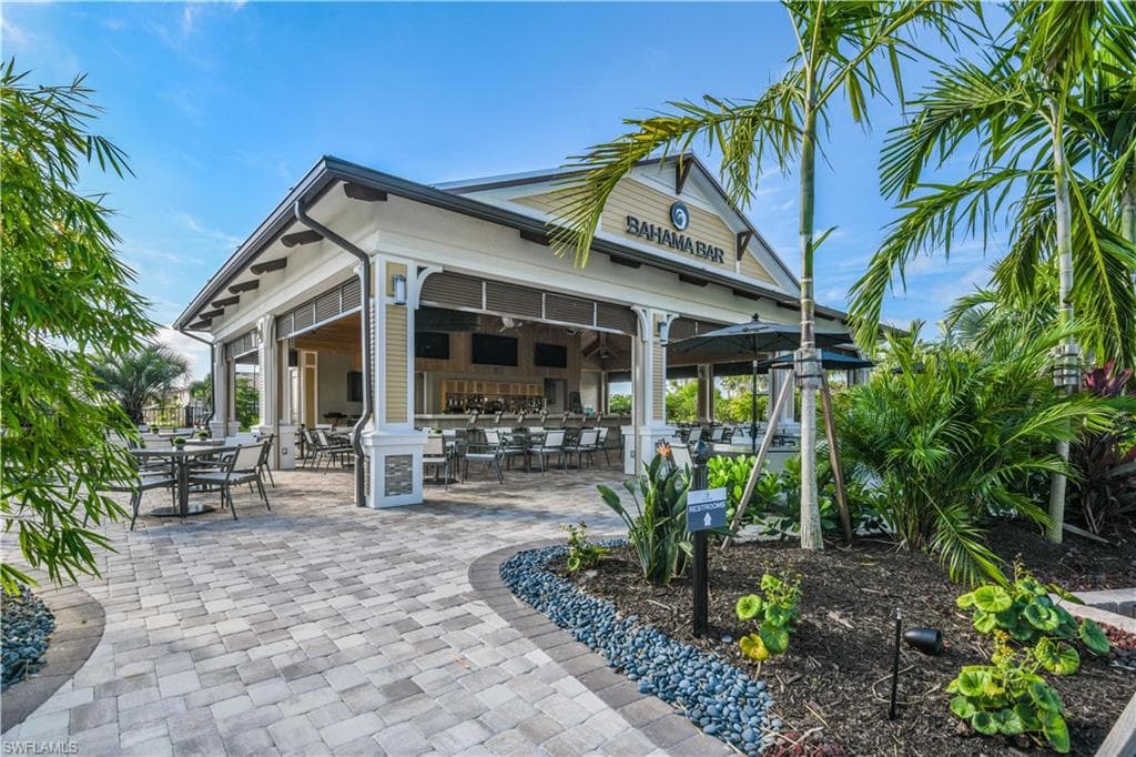 15257 Zeno Way 201, Naples, FL 34114-32