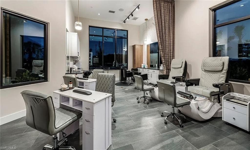 15257 Zeno Way 201, Naples, FL 34114-35