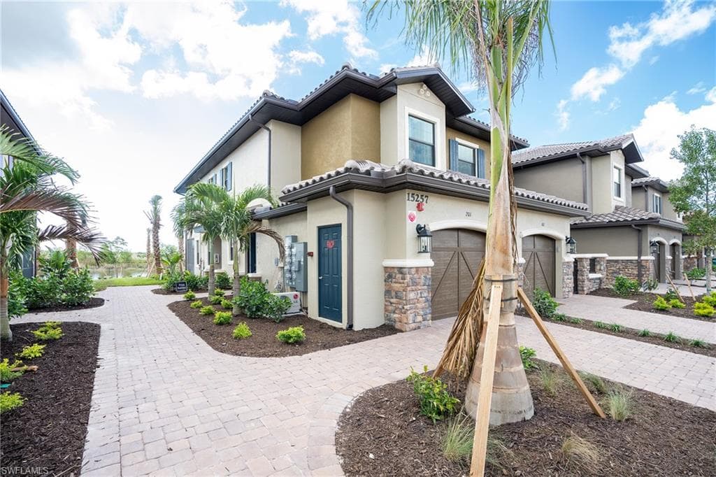 15257 Zeno Way 201, Naples, FL 34114-48
