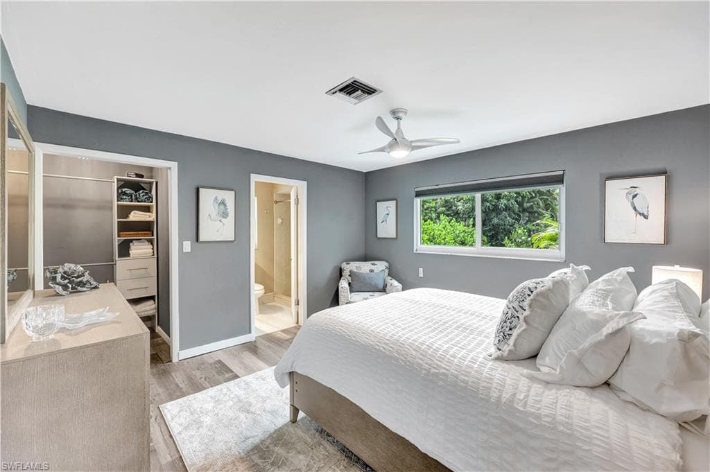 532 99th Ave N, Naples, FL 34108-14