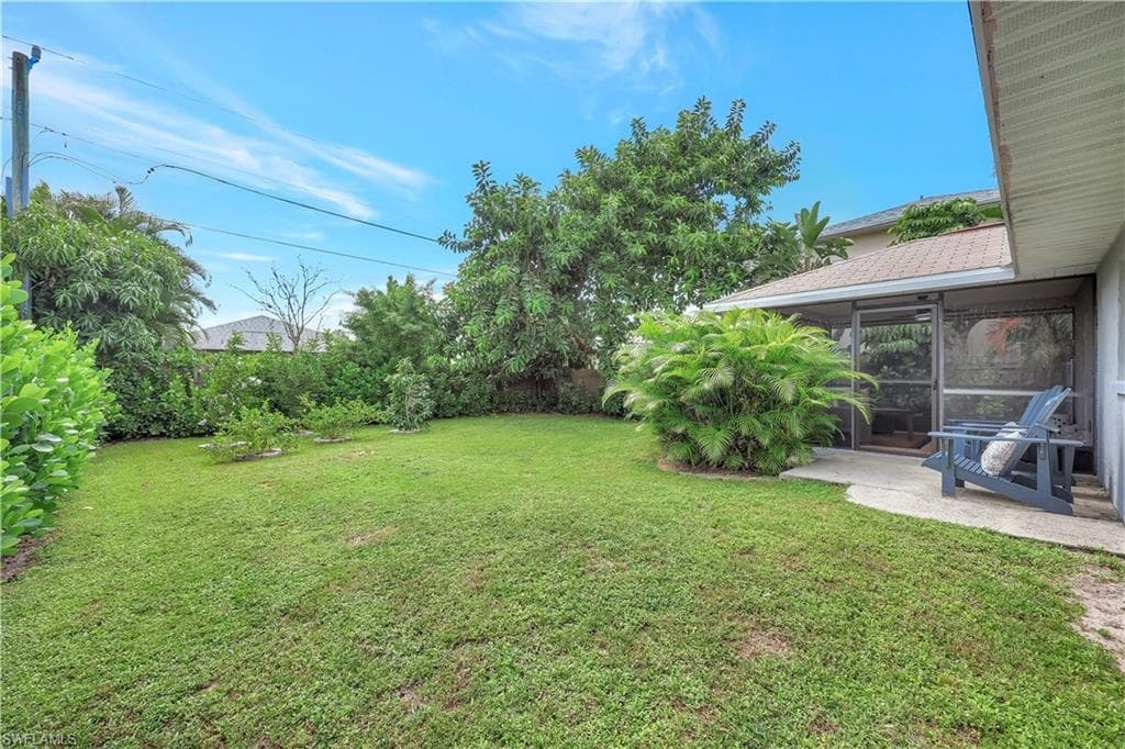 532 99th Ave N, Naples, FL 34108-18