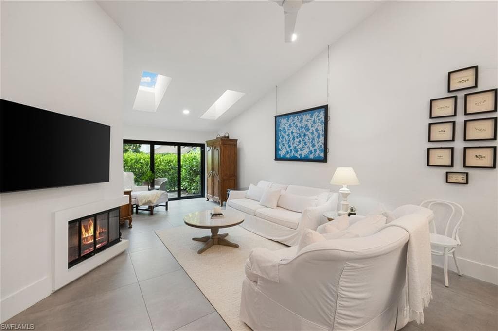 4006 Crayton Rd A-2, Naples, FL 34103-13