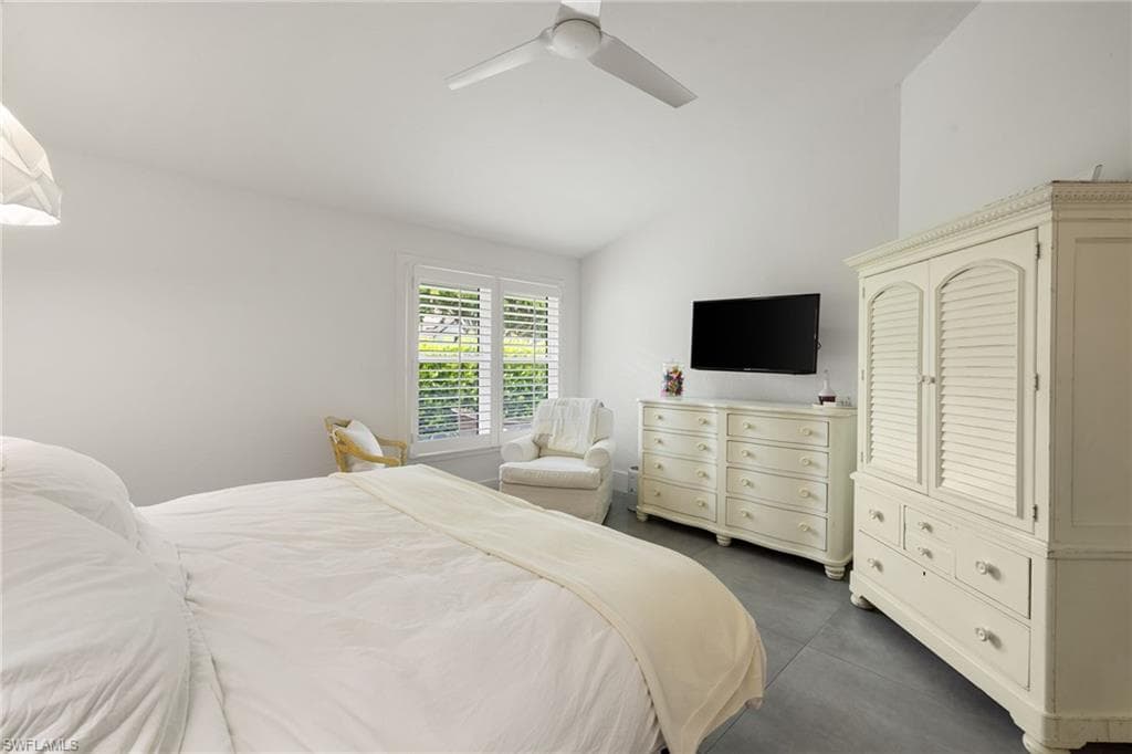 4006 Crayton Rd A-2, Naples, FL 34103-26