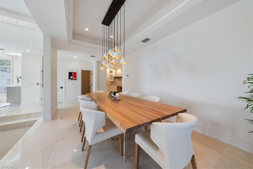 4719 Villa Mare Ln, Naples, FL 34103-10