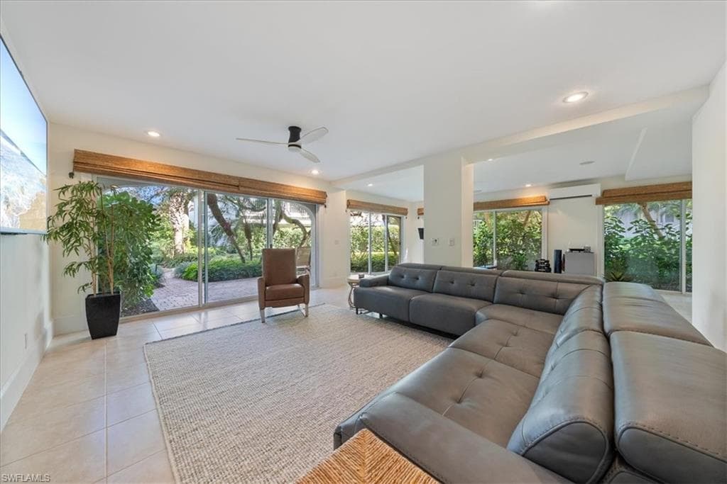 4719 Villa Mare Ln, Naples, FL 34103-31