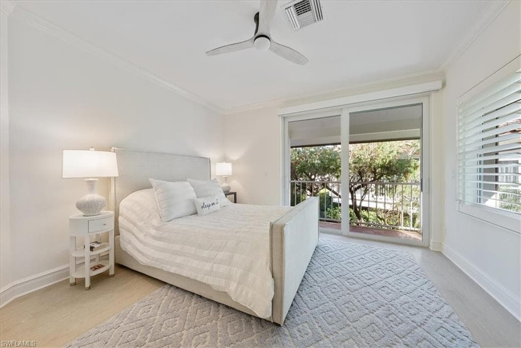 4719 Villa Mare Ln, Naples, FL 34103-35
