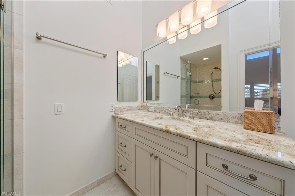 4719 Villa Mare Ln, Naples, FL 34103-40
