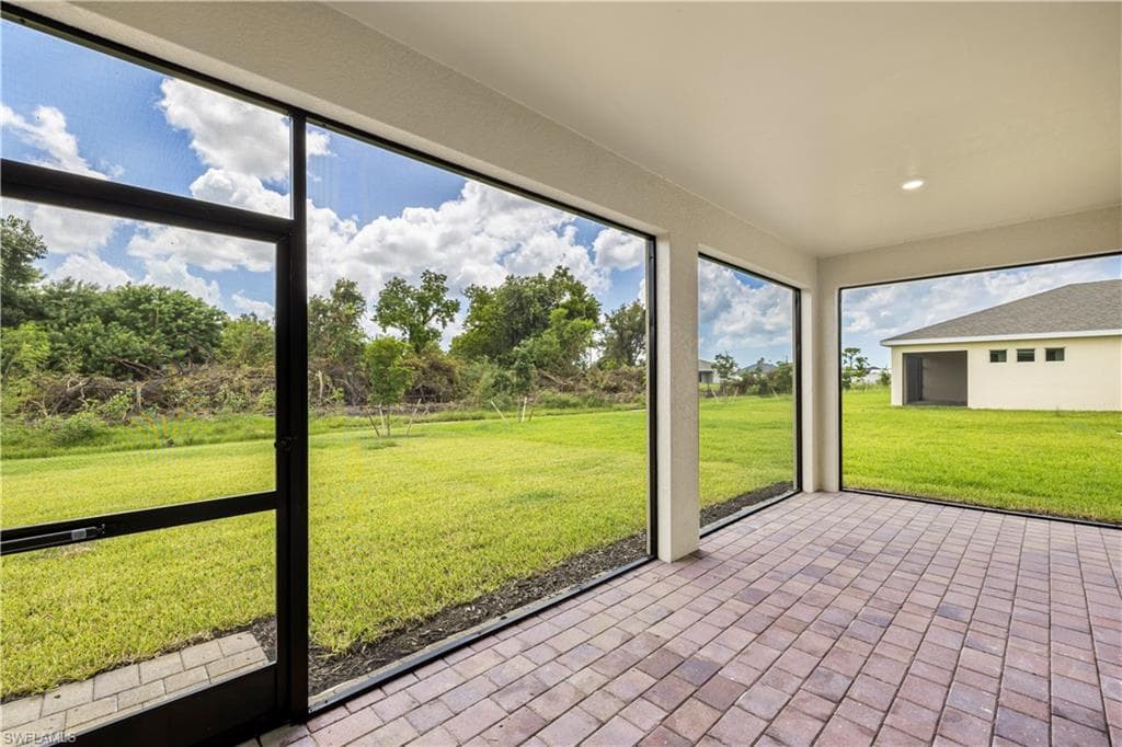 532 Spring Hill Lake Loop, Cape Coral, FL 33993-20