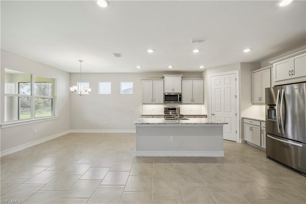 532 Spring Hill Lake Loop, Cape Coral, FL 33993-6