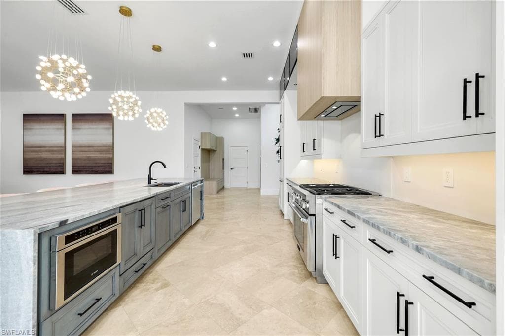 13087 Pond Apple Dr E, Naples, FL 34119-17