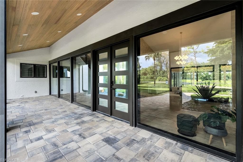 13087 Pond Apple Dr E, Naples, FL 34119-39