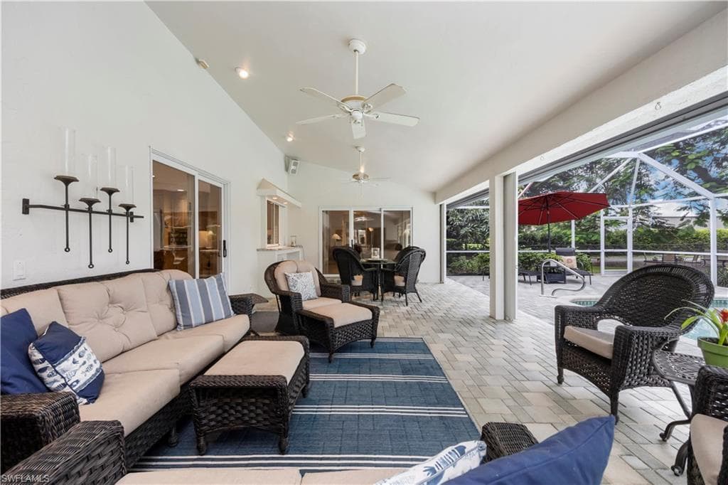 5520 Cynthia Ln, Naples, FL 34112-19