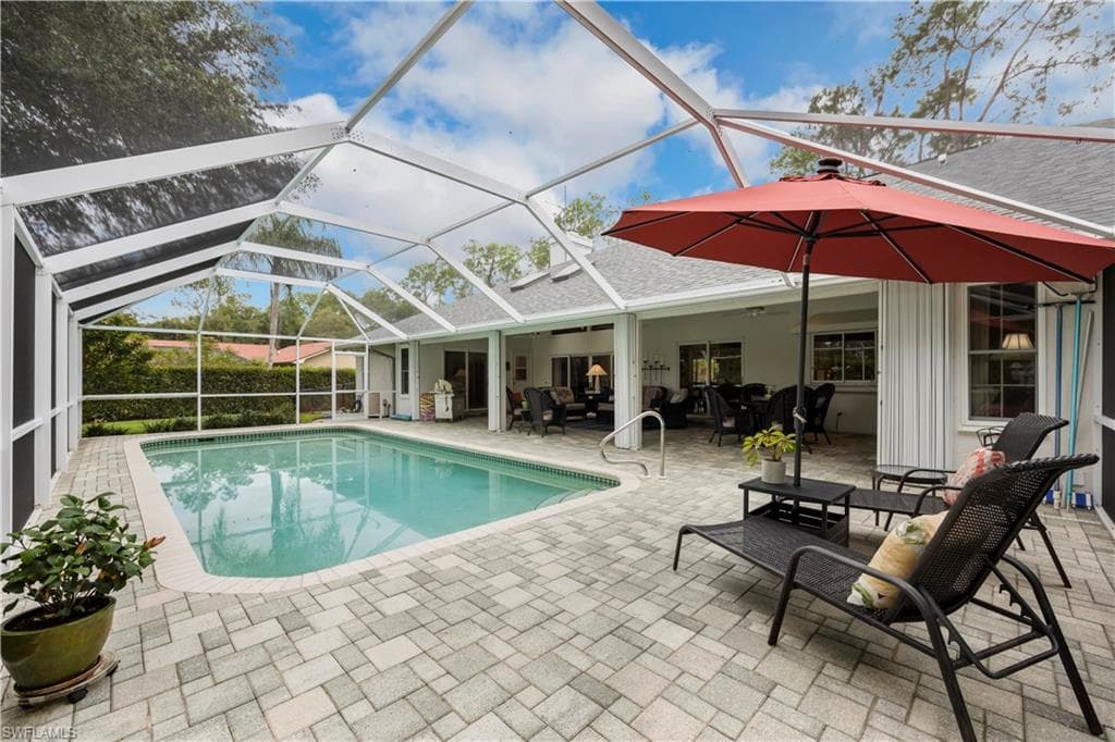 5520 Cynthia Ln, Naples, FL 34112-21