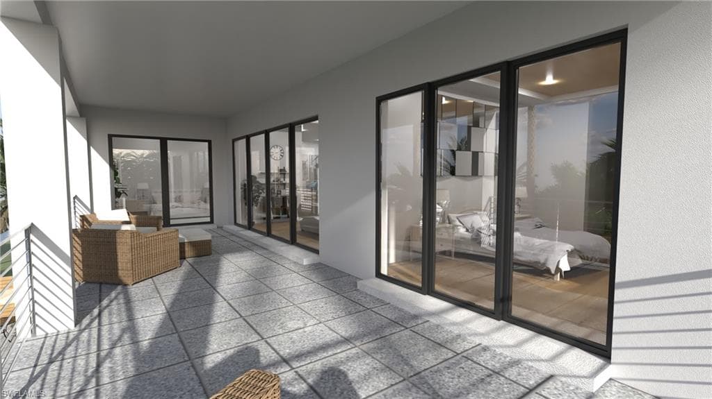 10337 Vanderbilt Dr, Naples, FL 34108-7